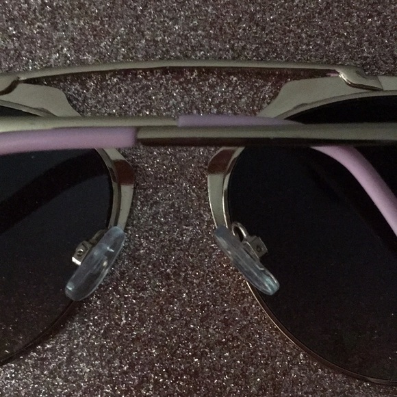 Betsey Johnson Sunglasses - Picture 4 of 7